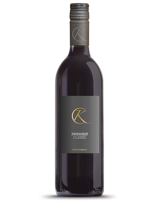Eine dunkle Bouteille Zweigelt Classic