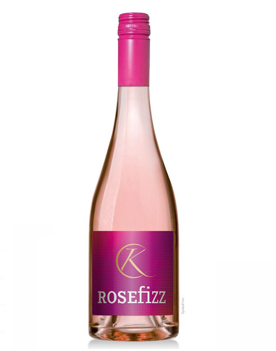 RoseFizz Frizzante mit pinkem Etikett vom Weingut Klager in der Schlegelflasche